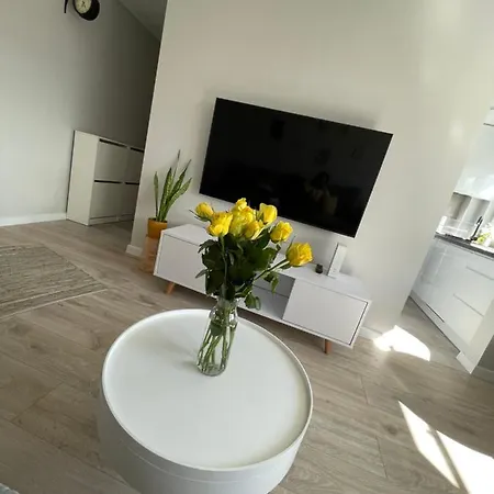 Luxury White Apartment By Marta Radom Exterior foto